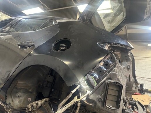 Liberty-collision-center Car 0DB560C6-8CD4-4F06-AA2A-C2869AD600A1