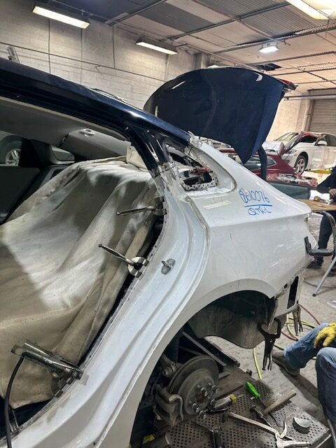 Liberty-collision-center Car C6C1BD62-C5E8-4888-BFCE-7C5ABBC955D8